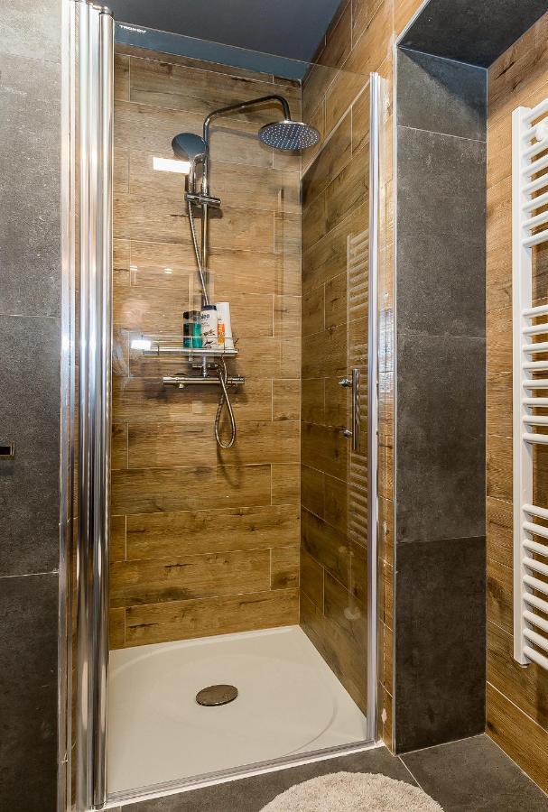 Slatki Snovi II Hotel Knin Ngoại thất bức ảnh